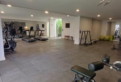 2 Bed Apartment with En Suite at Terrace Close - 3