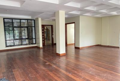 4 Bed Apartment with Gym in Westlands Area