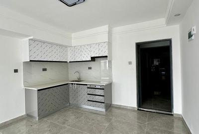 2 Bed Apartment with En Suite in Kilimani - 3