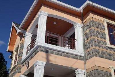 4 Bed House with En Suite in Ngong Road