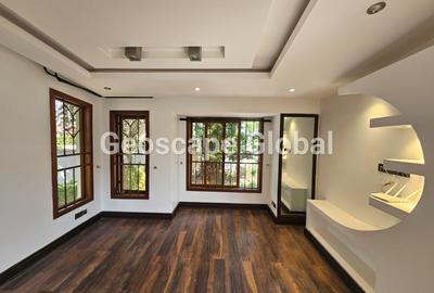 5 Bed House with En Suite in Loresho