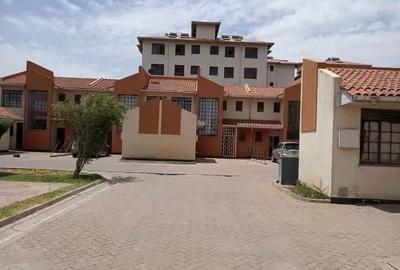 3 Bed Townhouse with En Suite in Syokimau