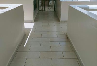 2 Bed Apartment with En Suite in Kiambu Road - 4