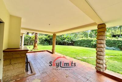 5 Bed Townhouse with En Suite in Rosslyn - 2