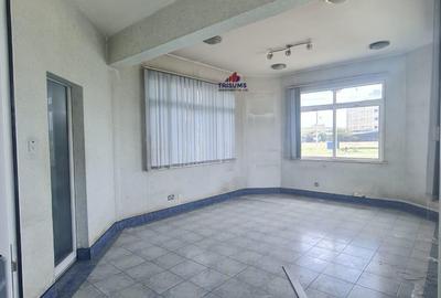 1 ac Commercial Property with Parking in Embakasi