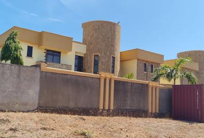 4 Bed Villa with En Suite in Mtwapa