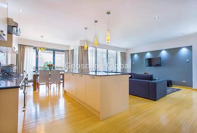 Furnished 3 Bed Apartment with En Suite in Spring Valley - 2