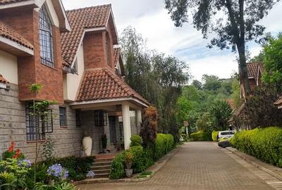 4 Bed Townhouse with En Suite in Lavington