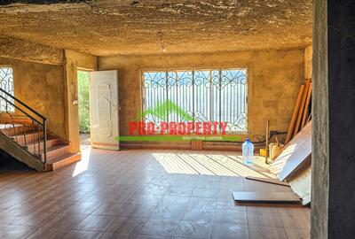 3 Bed House with En Suite at Kamangu