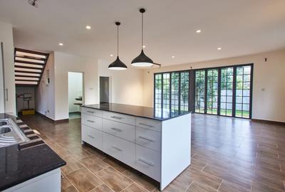 3 Bed House with En Suite at Kitisuru