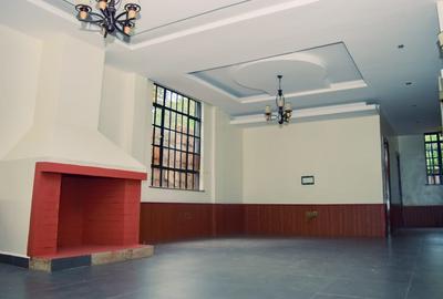 3 Bed House with En Suite in Karen - 3