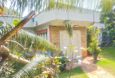 2 Bed House with En Suite in Gigiri
