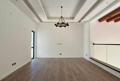 5 Bed Townhouse with En Suite in Lavington - 4