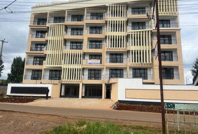 Serviced Studio Apartment with Gym at Kirawa Rd