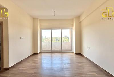 3 Bed Apartment with En Suite in Parklands