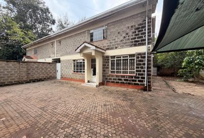 Commercial Property with Fibre Internet in Lavington