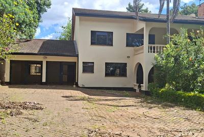 5 Bed House with Staff Quarters in Nyari - 2