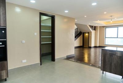 Serviced 4 Bed Apartment with En Suite in Lavington