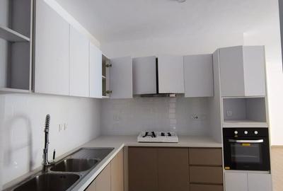 3 Bed Apartment with En Suite in Lavington