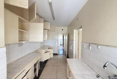 3 Bed House with En Suite in Brookside - 3