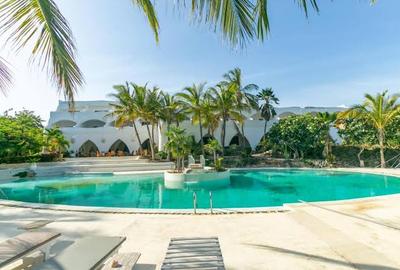 Furnished 10 ac Commercial Property with Service Charge Included in Watamu - 2