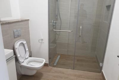 2 Bed Apartment with En Suite in Westlands Area - 4