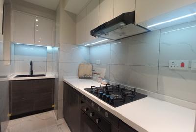 2 Bed Apartment with En Suite in Kilimani - 4