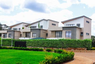 4 Bed Townhouse with En Suite in Runda - 3