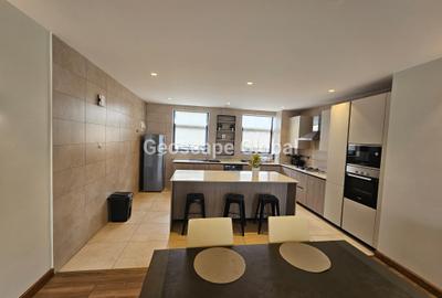 Furnished 2 Bed Apartment with En Suite in Kitisuru - 3