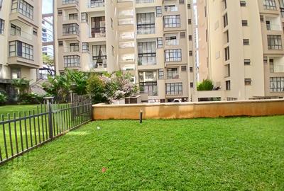 4 Bed Apartment with En Suite at Riverside Drive - 2