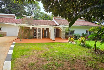 4 Bed House with En Suite in Gigiri - 2