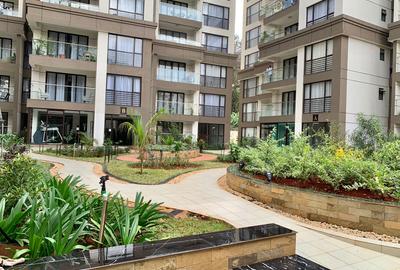 Serviced 2 Bed Apartment with En Suite in Riverside