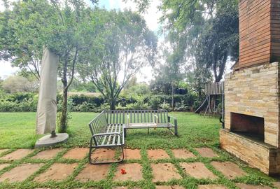 5 Bed House with En Suite at Loresho - 2