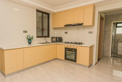 2 Bed Apartment with En Suite at Othaya Rd