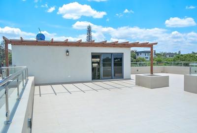 5 Bed Townhouse with Staff Quarters in Tatu City - 4