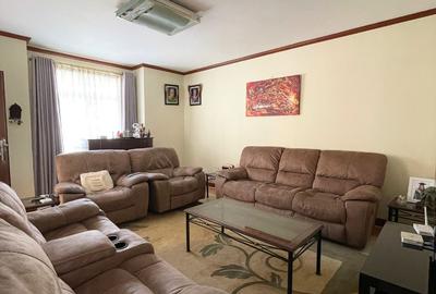 3 Bed Apartment with Parking in Parklands