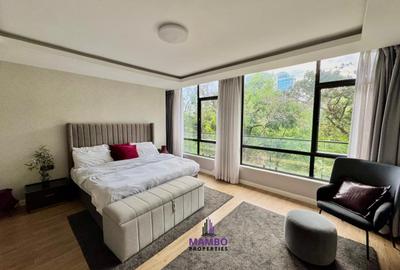 Furnished 2 Bed Apartment with En Suite at Brookside Drive