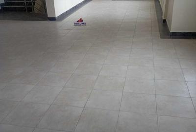 111,000 ft² Warehouse with Fibre Internet in Mombasa Road - 3