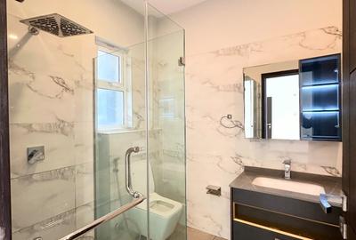 Serviced 3 Bed Apartment with En Suite at Riverside Drive - 3