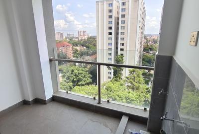 2 Bed Apartment with En Suite in Lavington