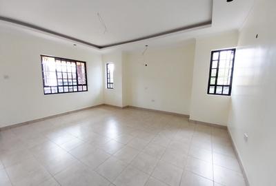 5 Bed Townhouse with En Suite in Garden Estate