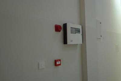 6,500 ft² Warehouse with Service Charge Included in Ruiru - 2