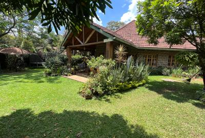 4 Bed House with En Suite at Lavington