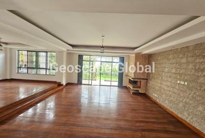 5 Bed Townhouse with En Suite in Lavington - 4