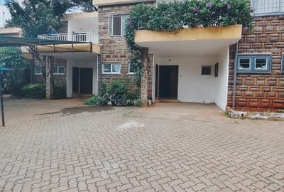 3 Bed House with Garden in Dennis Pritt - 2