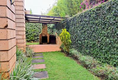 4 Bed Villa with En Suite in Kitisuru