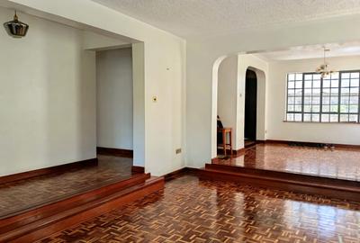 5 Bed Villa with En Suite in Lavington - 2