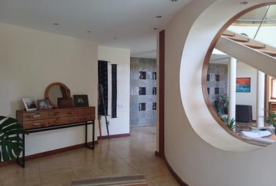4 Bed Townhouse with En Suite in Kitisuru