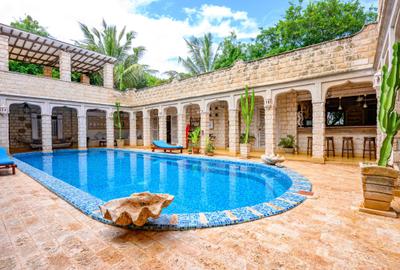 4 Bed Villa at Bofa - 2