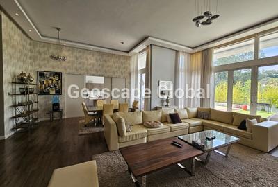 4 Bed Townhouse with En Suite in Kyuna - 2